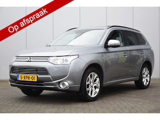 Mitsubishi Outlander 2.0 PHEV Instyle+ Leer Schuifdak