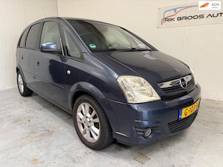 Opel Meriva 1.6-16V Essentia