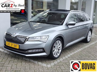 Skoda Superb Combi 1.4 TSI iV BUSINESS EDITION PLUS AUT. Open dak | Leder | Verwarmde achterbank | Trekhaak