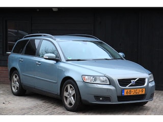 Volvo V50 2.4 Edition II 5 Cilinder/Xenon/Parkeersensor/Trekhaak/Cruise