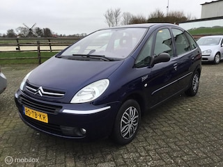 Citroën Xsara Picasso 1.6i-16V Exclusive