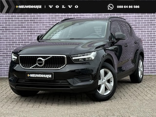 Volvo XC40 1.5 T2 Momentum Core VOORLOOP DE NEGRO | Camera | Parkeersensoren voor + Achter | Navigatie | On Call | Carplay | Regensensor |