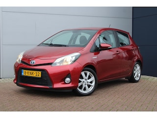 Toyota Yaris 1.5 Full Hybrid Dynamic TREKHAAK