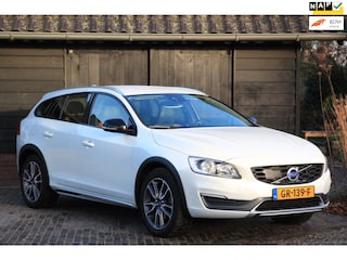 Volvo V60 2.0 D4 Summum Business Leer/Stoelverwarming/Trekhaak afneembaar