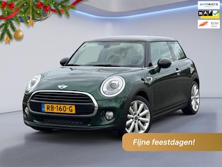 Mini Cooper 1.5 AUTOMAAT Chili Business, 25000 km, navigatie, 1/2 lederen sportinterieur, Origineel Nederlandse auto nap