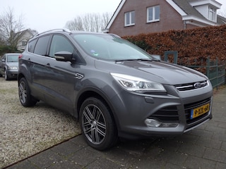 Ford Kuga 1.6 Titanium Pl. 4WD Aut Pano Trekhaak