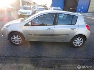Renault Clio 1.6-16V Dynamique