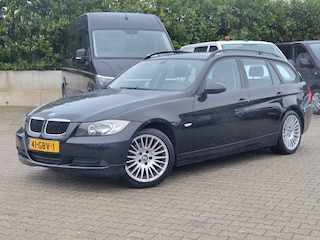 BMW 3-serie Touring 318i AIRCO CRUISE TREKHAAK
