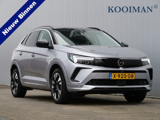 Opel Grandland 1.2 Turbo Ultimate 130 Pk Automaat Navigatie / DAB / Apple Carplay / Winterpakket