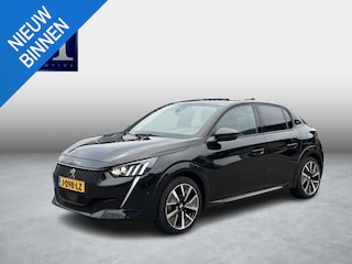 Peugeot 208 EV GT 350 50 kWh VAN: 17.900,- VOOR: 15.877,- UW EINDEJAARSVOORDEEL: 2.023,- EURO | 3-fase laden | SOH 88% | Panoramadak | Adaptieve cruise control | Virtual cockpit | Stoelverwarming | Full options