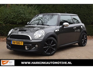 Mini Mini 1.6 10 Years II | Xenon | Leer | PDC | Stoelverwarming
