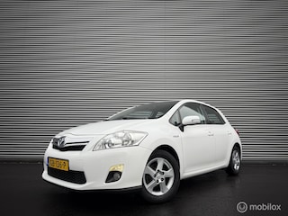 Toyota Auris 1.8 Full Hybrid Aspiration Automaat| Afn. Trekhaak | Clima | Isofix | Dealer onderhouden