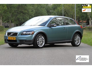 Volvo C30 1.8 Kinetic / Uitzonderlijk mooie youngtimer / Airco met climate control / Sportvelgen / Volledige onderhoudshistorie