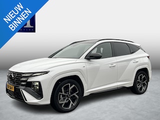 Hyundai Tucson 1.6 T-GDI HEV N Line Sky VAN: 54.095,- VOOR: 42.877,- UW EINDEJAARSVOORDEEL: 11.218,- EURO ORIG. NL AUTO 09-2025 NIEUWPRIJS: 54.095,- EURO.