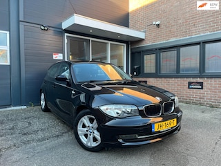 BMW 116i Corporate|Pdc|Airco|Aux|Trekhaak|2.Sleutels