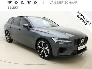 Volvo V60 T6 350pk AWD Plus Dark / NIEUW €4300,- Voorraadkorting / Panoramisch dak / Head-up display / Keyless / 360Camera / H&K Audio / Sportstoelen.