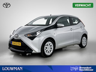 Toyota Aygo 1.0 VVT-i x-play | 1e Eigenaar | NIEUW GELEVERD & ONDERHOUDEN | Apple Carplay / Android Auto | PDC achter |