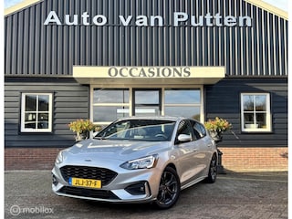 Ford Focus 1.0 EcoBoost Titanium X Business