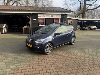 Volkswagen Up High Up! Panoramadak leer stoelverwarming Navi