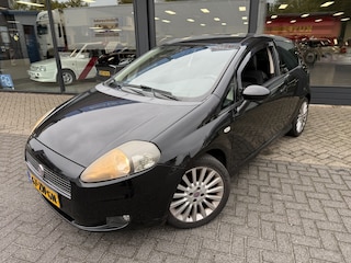 Fiat Punto Grande 1.4-16V Sport