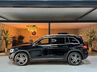 Mercedes-Benz GLB 200 Business Solution Garantie Camera Ambient Carplay StoelVW Cruise Clima Navi PDC Led Dab Rijklaar