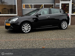 Alfa Romeo Giulietta 1.4 T ECC-AIRCO/MF-STUUR/LEDER