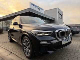 BMW X5 xDrive30d M-Sport Pano-Dak | Trekhaak | Soft Close | Standkachel | Standkachel
