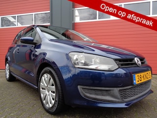 Volkswagen Polo 1.4-16V Comfortline 86PK Automaat Airco Cruise 5DRS NL-Auto