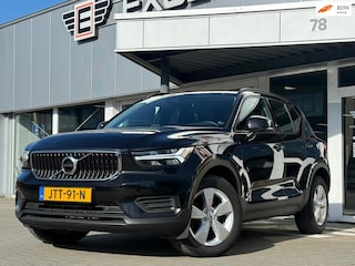 Volvo XC40 1.5 T2 Momentum Core