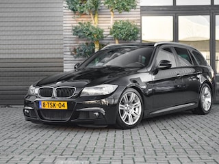 BMW 3-serie Touring 320d Luxury Line Feestdagen geopend bel voor een afspraak. Half Leer, Stoelverwarming, Navi, Cruise Control  Nette auto