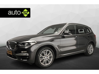 BMW X3 xDrive20i Panoramadak / Trekhaak / Sportstoelen / Park -assist / LED / Harman-Kardon / Head-up / Alu wielen 19 inch