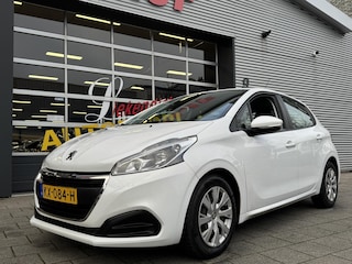 Peugeot 208 1.6 BlueHDi Active 5Drs - Navigatie I Airco I Xenon I Comfort pakket I APK 12-2026
