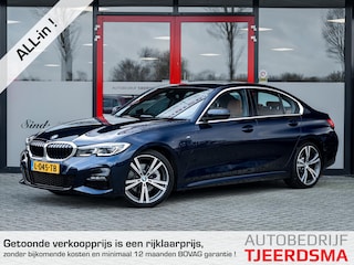 BMW 320e Business Edition Plus M | Individual Kleur | Rundleder | M-Sport pakket | Stoelverwarming | Laser LED | 19'' Lichtmetalen Velgen | LED Koplampen | Virtual Cockpit | Navigatie | Camera | Cruise Control | Climate Control
