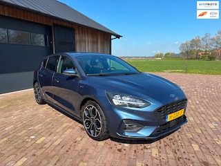 Ford Focus 1.5 EcoBoost ST Line Business, ZEER NETJES , TREKHAAK