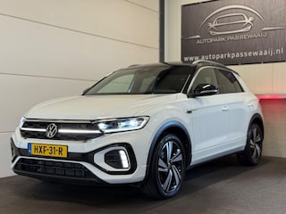 Volkswagen T-Roc 1.5 TSI 3x R-Line Pano, ACC, IQ Lights, Apple Carplay, Stoelverarming, Achteruitrijcamera, Virtual Cockpit, Airco