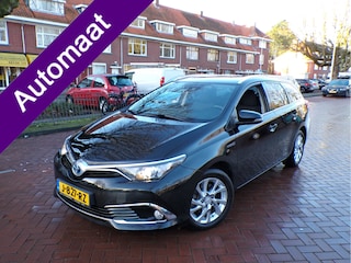 Toyota Auris 1.8 Hybrid Dynamic automaat