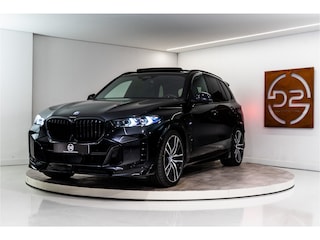 BMW X5 xDrive50e M-Sport 489PK | Bodykit | SkyLounge | Harman/Kardon | Individual | Drive Pro | VOL! 12 MND Garantie
