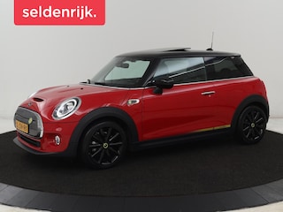 Mini Mini Electric Edition Greenwich 33 kWh | Panoramadak | Stoelverwarming | Carplay | Navigatie | Camera | Full LED | Sportstoelen | Keyless | Climate control