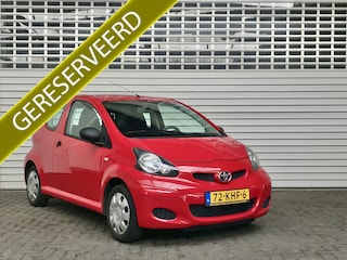 Toyota Aygo 1.0-12V Access Rijklaarprijs!