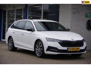 Skoda Octavia Combi 1.0 e-TSI Sport Business Stuur/stoelverwarming Carplay Trekhaak