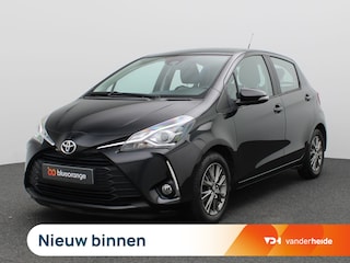 Toyota Yaris 1.0 VVT-i Design Sport 70PK 44.472KM, Achteruitrijcamera, Clima, 15" LM Velgen, Cruise Controle