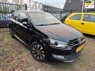Volkswagen Polo 1.4 TDI Business Edition MFSTUUR CRUISE CTRL NAVIGATIE CLIMA