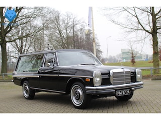 Mercedes-Benz 200-serie 240D Hearse Pilato Rouwauto TOP CONDITIE! UNIEK ZELDZAAM