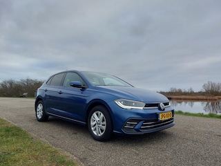 Volkswagen Polo 1.0 TSI Style. 24253 KM!! APPLE ANDROID CARPLAY.
