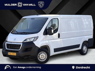 Peugeot Boxer GB L2H1 333 Premium 2.2 BlueHDi 140pk | TREKHAAK | CLIMA | DODEHOEKBEW. | RUITEN ACHTERIN |