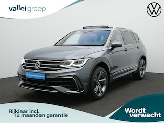 Volkswagen Tiguan 7 pers. 1.5 TSI R-Line Business | Panoramadak | Trekhaak | IQ Light | Stuur-/stoelverwarming | Achteruitrijcamera