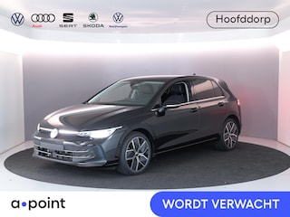 Volkswagen Golf 1.5 eHybrid Style Edition 204PK PHEV | Navigatie | Matrix koplampen | 18"LM velgen | Head up Display |