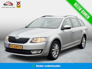 Skoda Octavia Combi 1.2 TSI Greentech Ambition Businessline Recent onderhoudsbeurt uitgevoerd / Audio pakket / Cruise control / ABS / Clima / Cruise /NL AUTO / PDC
