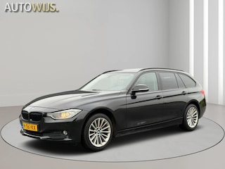 BMW 3-serie Touring 318d xDrive High Executive|Navi|Stoelverwarming|Cruise|LM-VELG