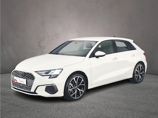 Audi A3 Sportback 30 TFSI Pro Line s-tronic | 18 inch | LED | Cruise Control | Apple Carplay | Optiekzwart | Parkeersensoren |